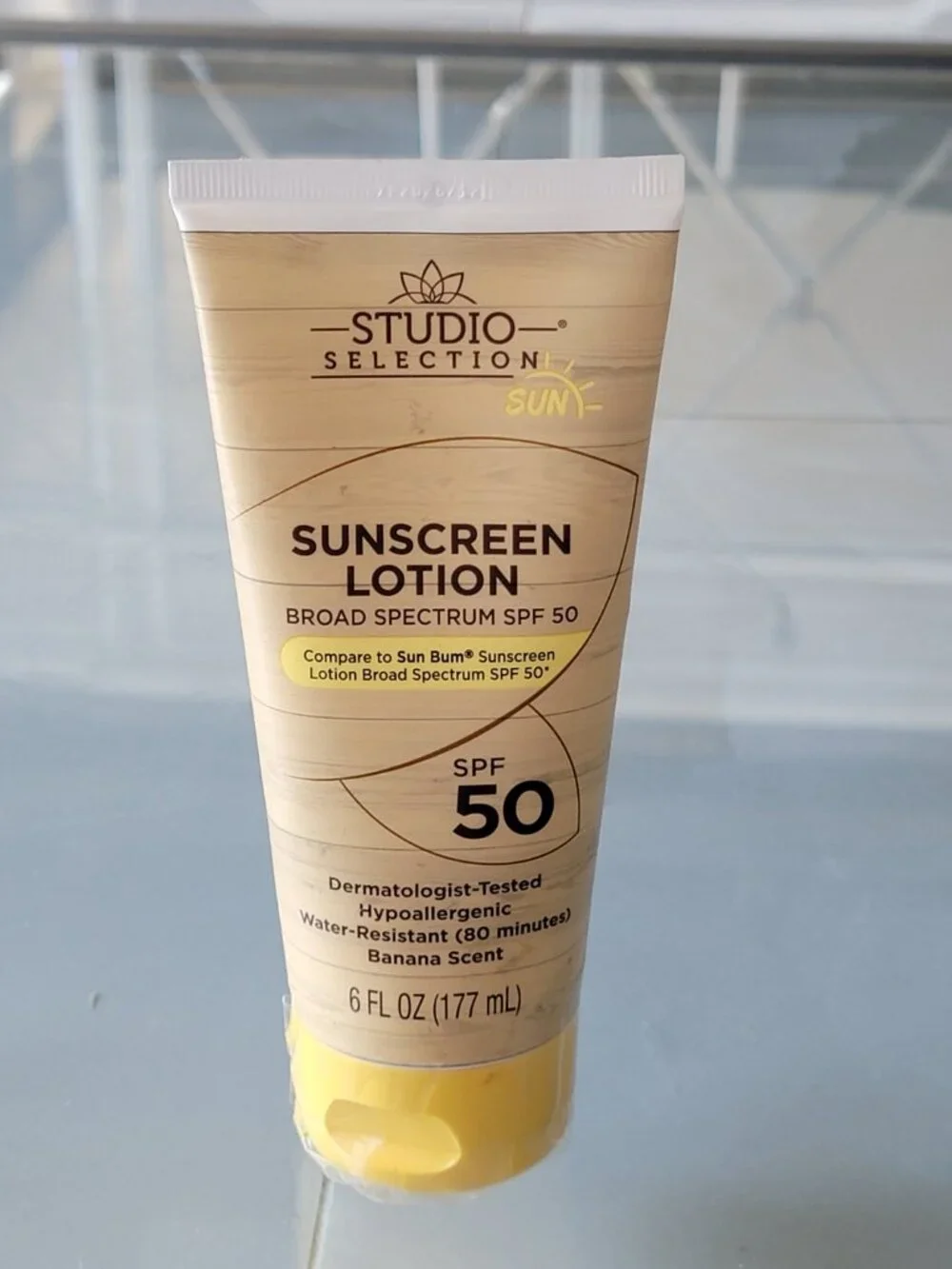 Studio Selection Sun Sunscreen Lotion SPF 50 Banana Scent 6oz Exp 12/26